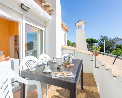 Costa Brava Penthouse mit Terrasse – Strandnah 