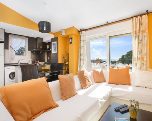 Costa Brava Penthouse mit Terrasse – Strandnah 