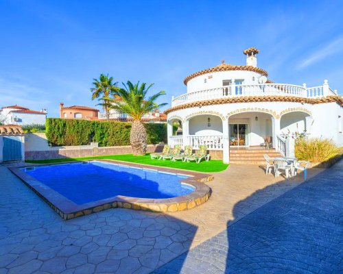 Exklusives, modernes Ferienhaus in Miami Playa, Costa Dorada