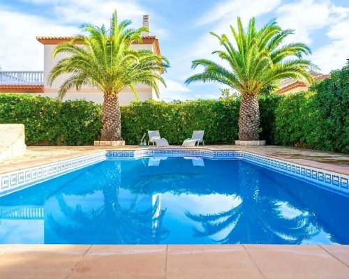 Exklusives, modernes Ferienhaus in Miami Playa, Costa Dorada