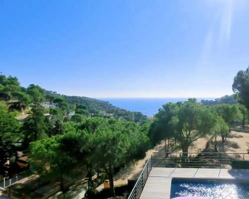 Ferienhaus privater Pool Cala Canyelles www.spanien-web.de