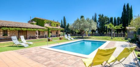 CA 810 Exclusiva Finca para 8 personas con piscina privada cerca de Albons en Cataluña cerca de la Costa Brava