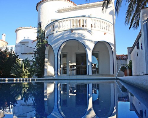 Ferienhaus am Kanal mit privatem Pool Empuriabrava