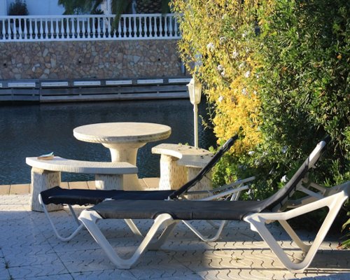 Ferienhaus am Kanal mit privatem Pool Empuriabrava