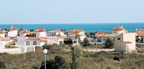 MM 814 Villa para 8 personas con una piscina privada y vistas al mar en Miami Playa en la Costa Dorada